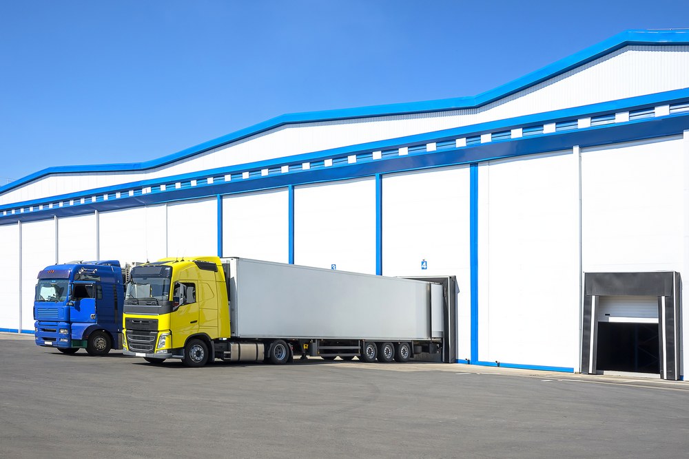 Доставка грузов из Эмиратов автотранспортом со складов